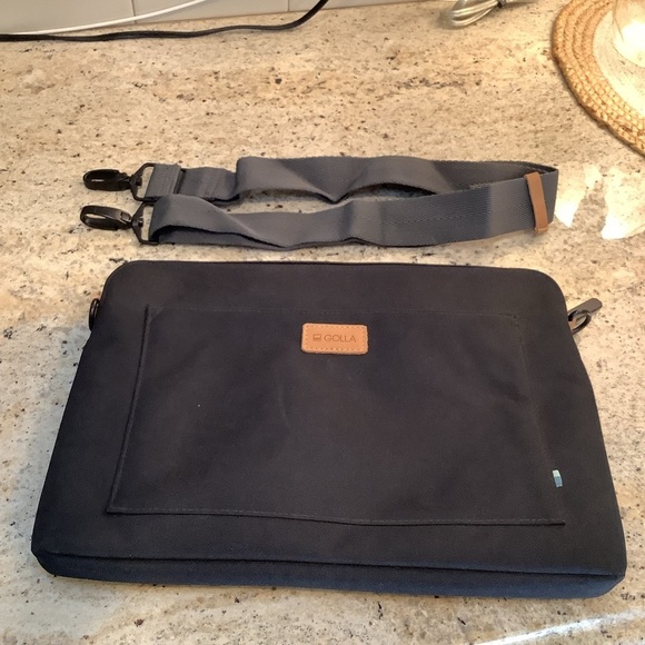 Golla Black IPad Tablet Case Sleeve - Picture 4 of 7